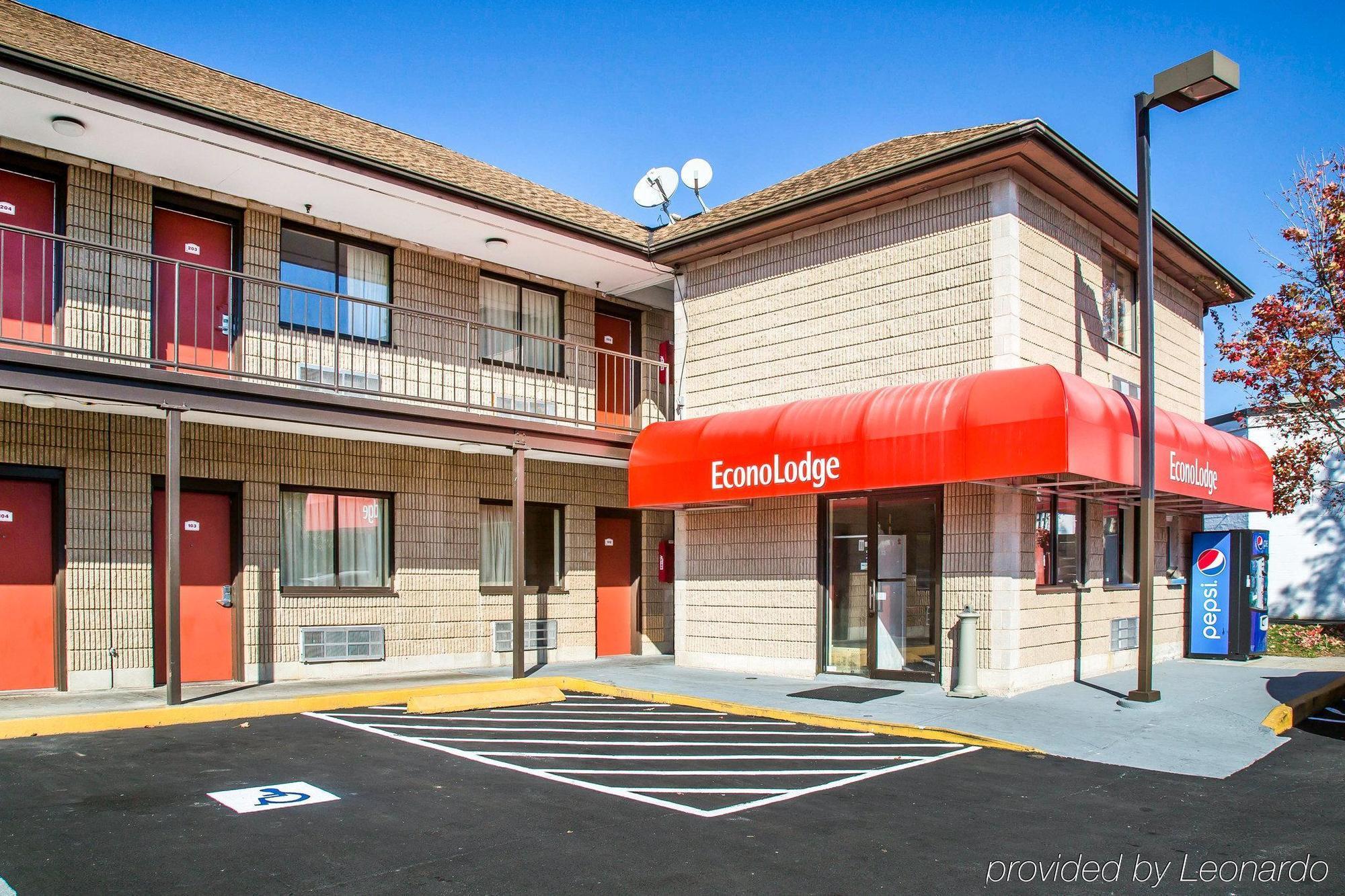 Red Carpet Inn Norwalk Kültér fotó