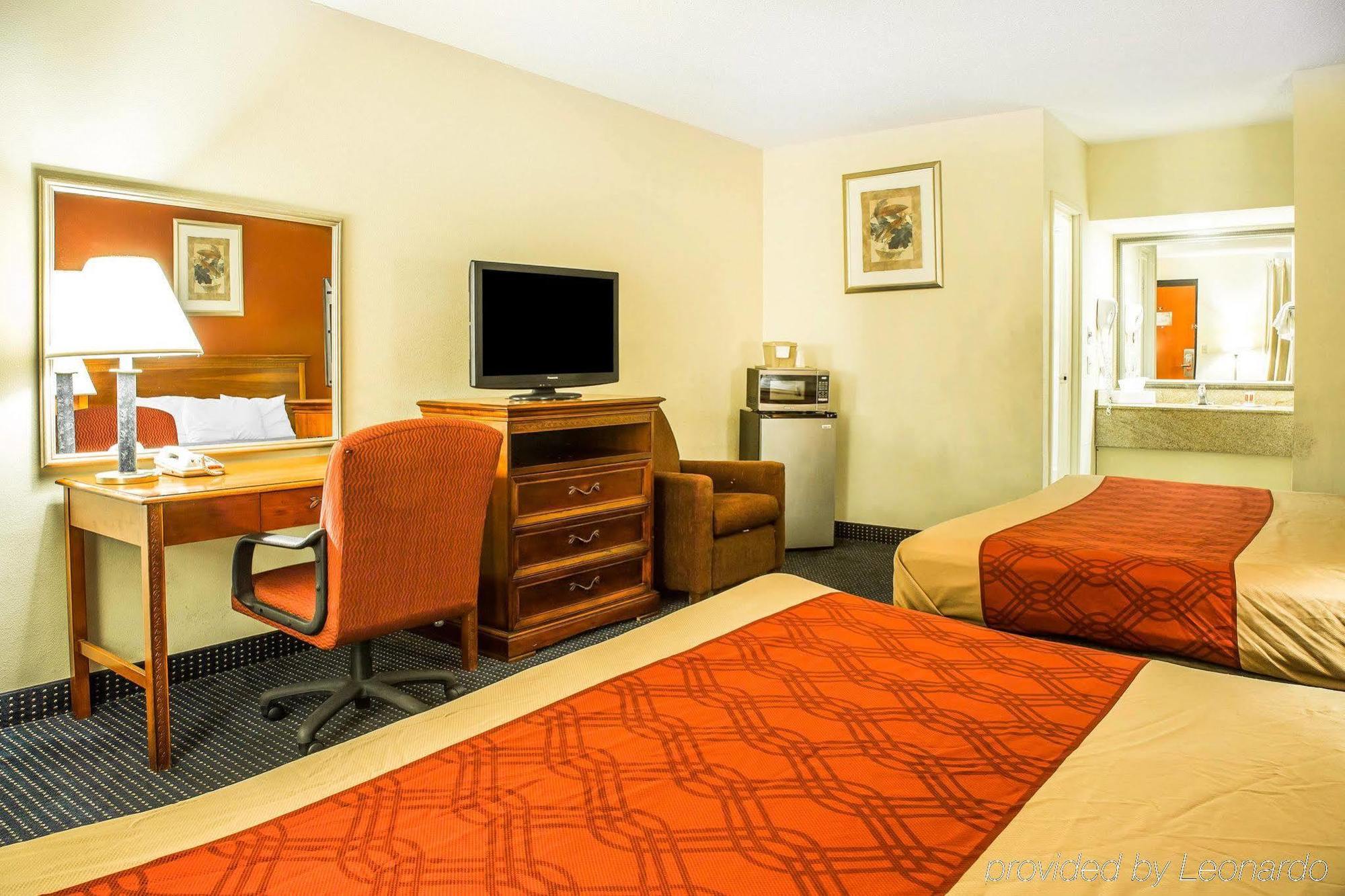 Red Carpet Inn Norwalk Kültér fotó
